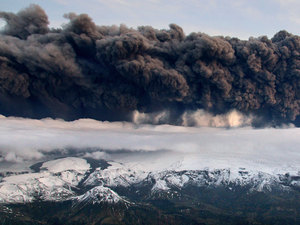 volcanic_clouds_of_ash.jpg