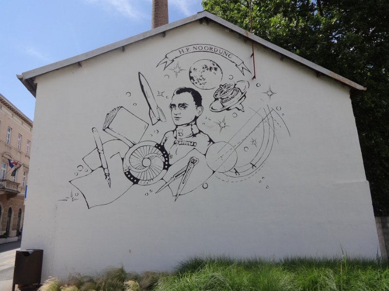 Pula - graffiti on the side of a house