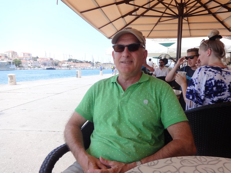 Trogir - enjoying a cool drink