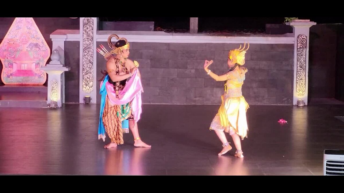 Play video