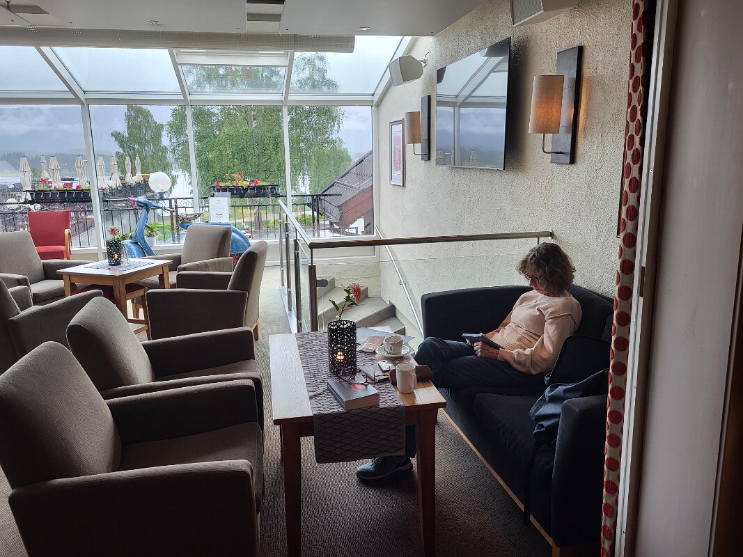 Vradal - Pouring down rain when we arrived so we waited inside.
