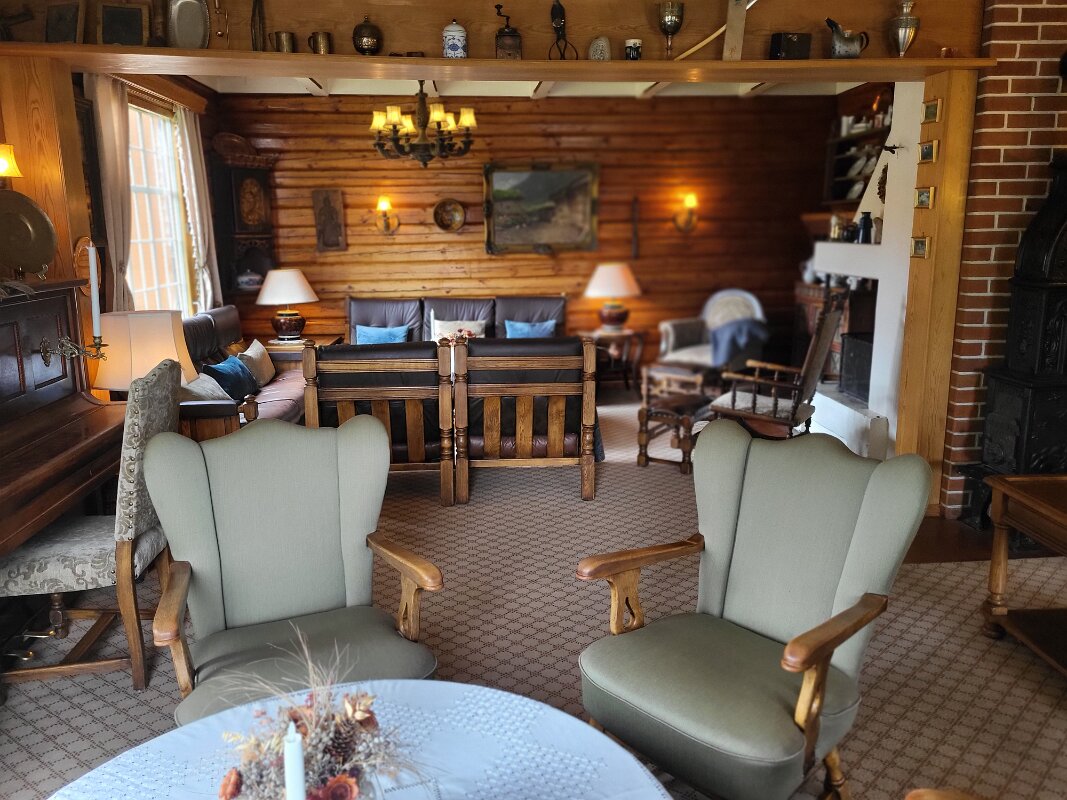 Vradal - Hotel lounge was typical Norwegian rustic.