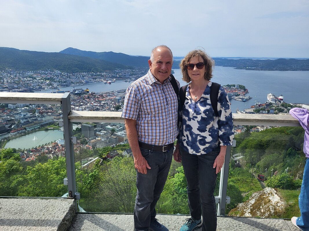 Bergen - Selfie high above the city harbor.