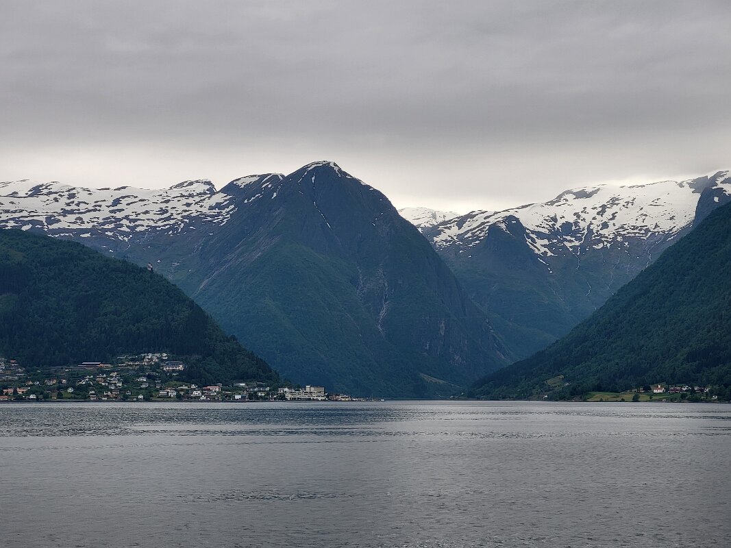 Balestrand - First view from the ferry.