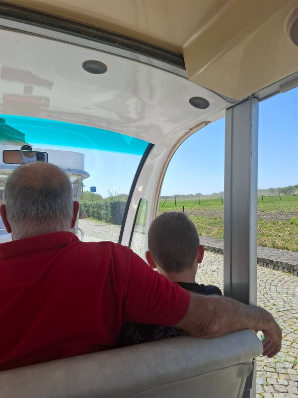 Waterloo - The shuttle to the Hougoumont Farm.