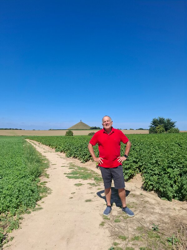 Waterloo - Walking back.